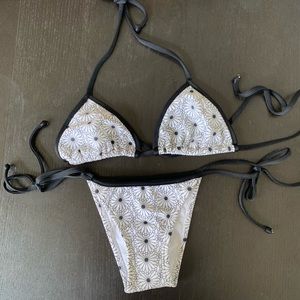 NEW Banco de Areia floral bikini - Brazilian cut